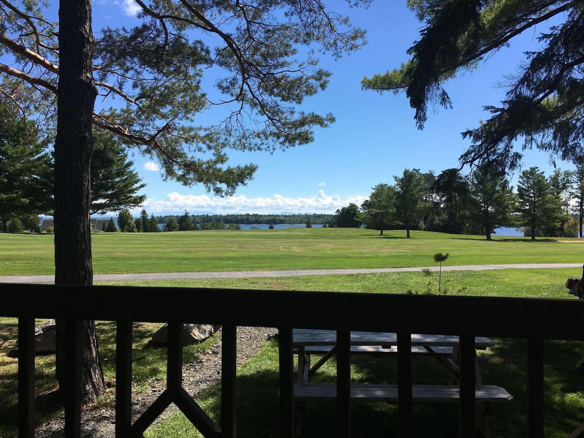 Bluff Point Golf Resort 플래츠버그 외부 사진